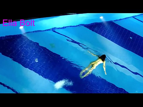 ❤️ म हेर्न रोक्न सक्दिन, जवान गोरा ELLA BOLT रिसोर्ट पूलमा नग्न पौडी खेल्दै समातियो ❤❌ गुदा भिडियो ne.risegame.top मा